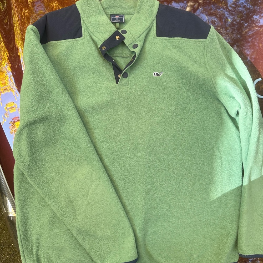 Vineyard Vines Snap Fleece